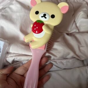 rilakkuma hair brush sanrio collectible kawaii japanese japan core y2k comb